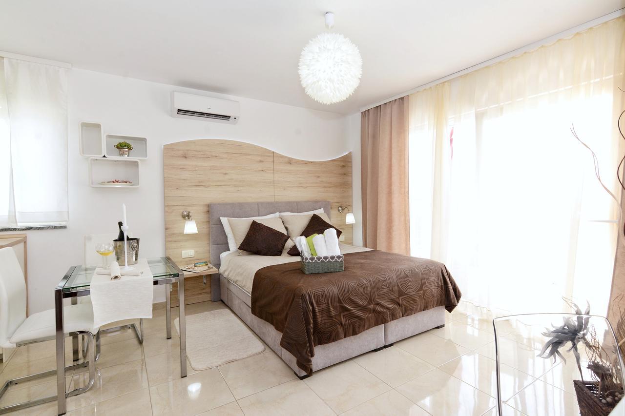 Apartments Maritea Водице Екстер'єр фото